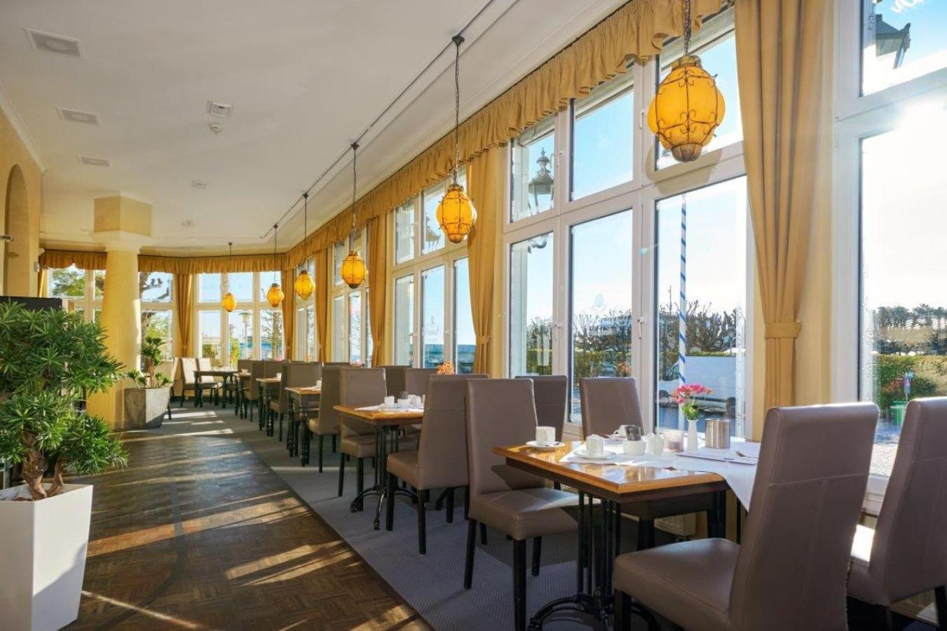 Strandhotel Luise Von Preussen Zinnowitz Exterior foto